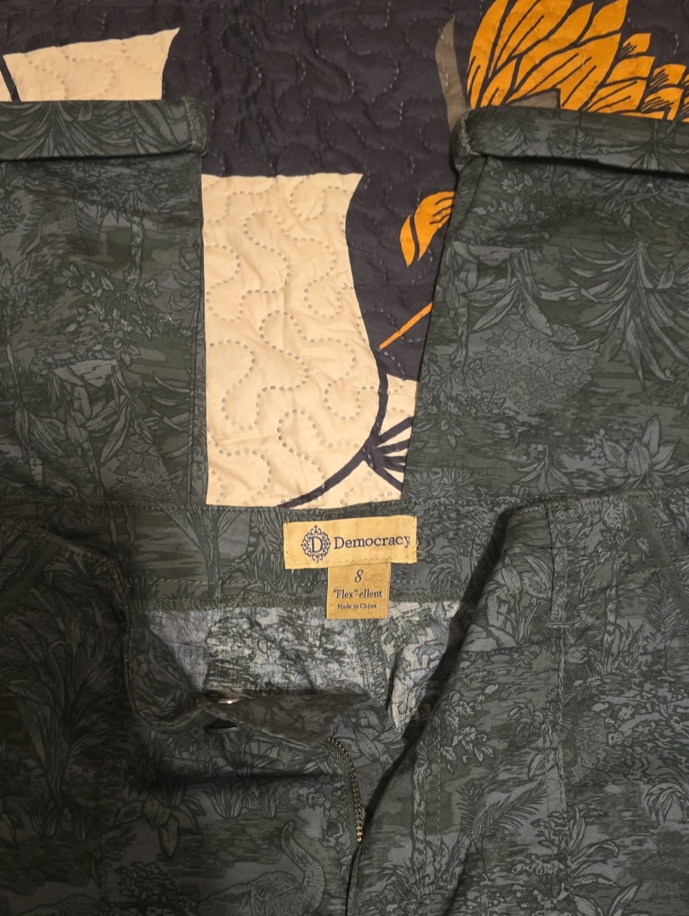 Democracy Dark Green Floral-Print Jacket with Subtle Leaf Pattern